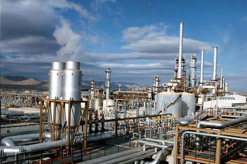 رفع مشکل ترخیص کالاهای مورد نیاز پالایشگاه بید بلند از گمرک رفع مشکل ترخیص کالاهای مورد نیاز پالایشگاه بید بلند از گمرک