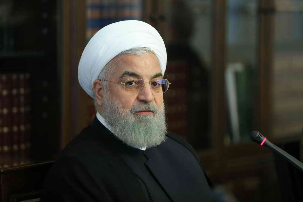 ادای احترام اعضای دولت به مقام شامخ سردار شهید سپهبد حاج قاسم سلیمانی/ آییننامه نحوه شناسایی خانوارهای مشمول دریافت بسته حمایت معیشتی تصویب شد/اختصاص ۲۰۰ میلیارد ریال اعتبار برای مبارزه کامل با آفت ملخ صحرایی در استانهای جنوب و جنوب شرقی کشور ادای احترام اعضای دولت به مقام شامخ سردار شهید سپهبد حاج قاسم سلیمانی/ آییننامه نحوه شناسایی خانوارهای مشمول دریافت بسته حمایت معیشتی تصویب شد/اختصاص ۲۰۰ میلیارد ریال اعتبار برای مبارزه کامل با آفت ملخ صحرایی در استانهای جنوب و جنوب شرقی کشور