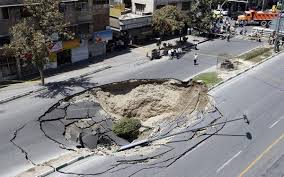 بازدید میدانی از ریزش زمین در شیروانی مجاور آزاد راه چالوس-مرزن آباد (محدوده ازارک) بازدید میدانی از ریزش زمین در شیروانی مجاور آزاد راه چالوس-مرزن آباد (محدوده ازارک)