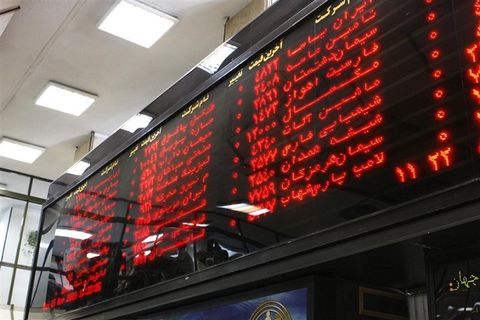 خودرویی ها یک دست قرمز پوش شدند خودرویی ها یک دست قرمز پوش شدند