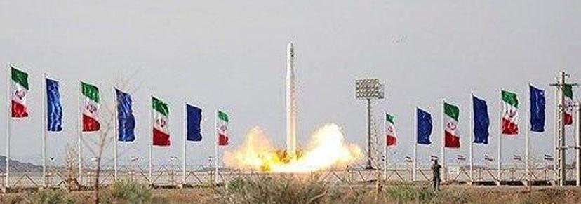 تلاش موفق سپاه پاسداران در پرتاب ماهواره نشان دهنده ارزشمند بودن همه تلاش های پیگیر در شرایط سخت است /افزایش 2 برابری فضاهای ورزشی در استان فارس طی 7 سال خوشحال کننده و ارزشمند است/شهید سلیمانی قهرمان بزرگ کشور و تاریخ ایران است تلاش موفق سپاه پاسداران در پرتاب ماهواره نشان دهنده ارزشمند بودن همه تلاش های پیگیر در شرایط سخت است /افزایش 2 برابری فضاهای ورزشی در استان فارس طی 7 سال خوشحال کننده و ارزشمند است/شهید سلیمانی قهرمان بزرگ کشور و تاریخ ایران است