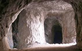 کاوشها در معدن تاریخی چهرآباد زنجان از سر گرفته میشود کاوشها در معدن تاریخی چهرآباد زنجان از سر گرفته میشود