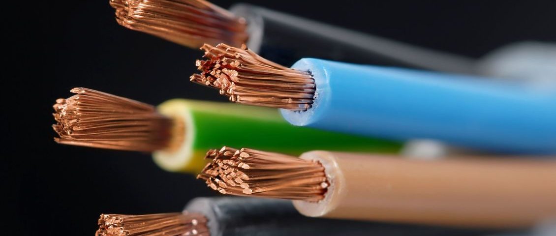 تشدید تحریمها بالهای صادرات را قیچی کرد/ تیوپهای فیبر نوری در کشور تولید نمیشوند تشدید تحریمها بالهای صادرات را قیچی کرد/ تیوپهای فیبر نوری در کشور تولید نمیشوند