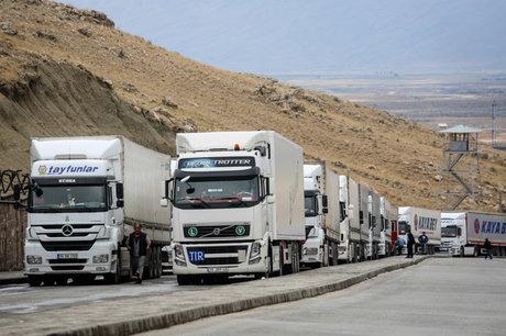 از رانندگان ترانزیت تست کرونا گرفته میشود/ راهاندازی تونلهای ضدعفونی ۲۰ متری در مرزهای کشور/ پل قدیمی سرخس جمع آوری میشود از رانندگان ترانزیت تست کرونا گرفته میشود/ راهاندازی تونلهای ضدعفونی ۲۰ متری در مرزهای کشور/ پل قدیمی سرخس جمع آوری میشود
