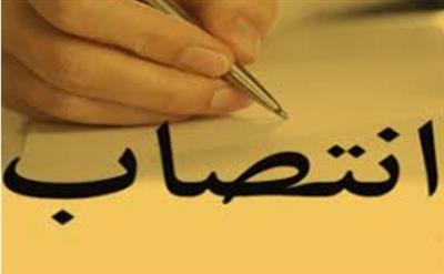 با حکم وزیر اقتصاد، "احتشام فلاح فر" و "رضا محمدی" به ترتیب به عنوان اعضای "موظف هیات مدیره بانک توسعه صادرات ایران" و "هیات رسیدگی موضوع ماده 251 مکرر قانون مالیات های مستقیم" منصوب شدند