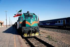 عملیات ریلگذاری راه آهن زاهدان - چابهار آغاز شد عملیات ریلگذاری راه آهن زاهدان - چابهار آغاز شد