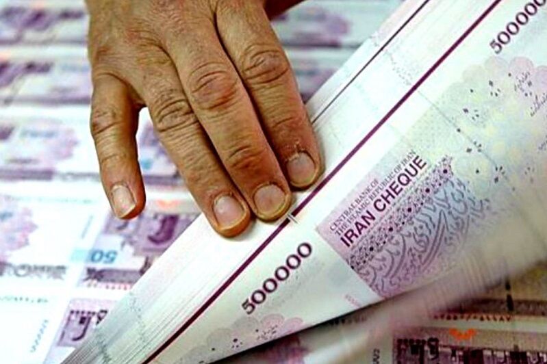 وجود نقدینگی ریشه اصلی مشکلات تولید کشور است وجود نقدینگی ریشه اصلی مشکلات تولید کشور است