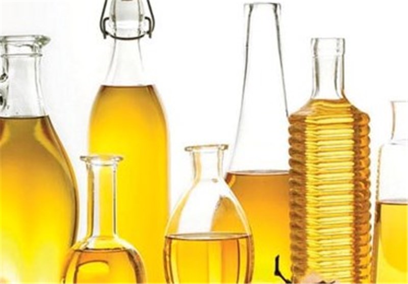پیگیری عرضه روغن پایه تولیدی از لوبکات در بورس کالا/ وضع عوارض صادراتی برای پیشگیری از خام فروشی پیگیری عرضه روغن پایه تولیدی از لوبکات در بورس کالا/ وضع عوارض صادراتی برای پیشگیری از خام فروشی
