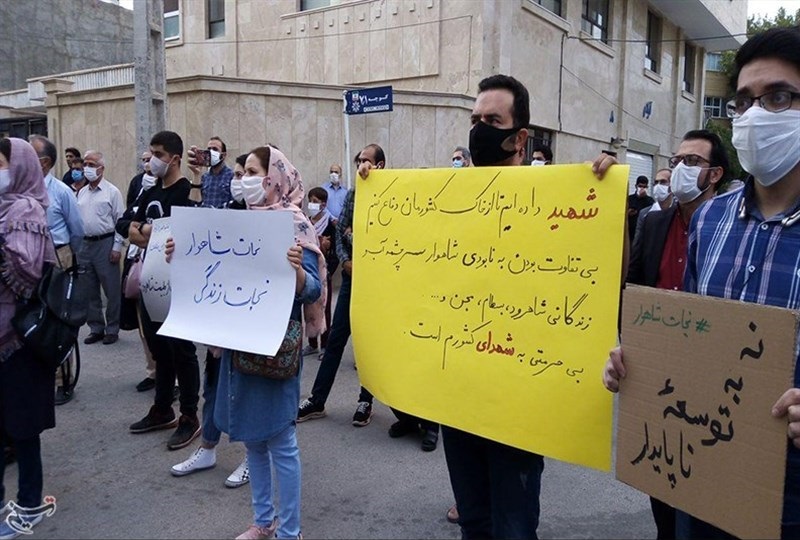 ادامه اعتراضات به فعالیت مجدد معدن بوکسیت تاش در شاهرود؛ معترضان «نجات شاهوار» را فریاد زدند