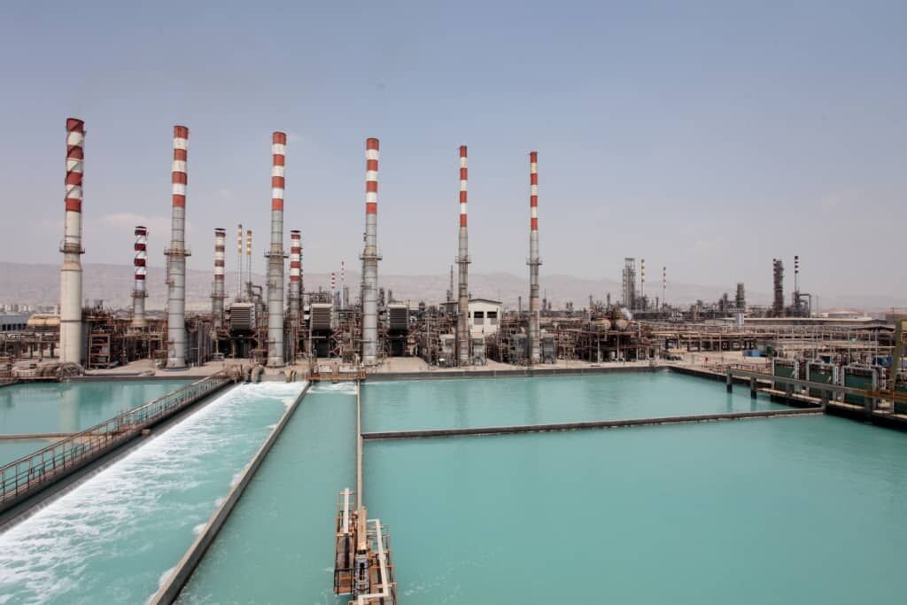 رشد ۸ درصدی نرخ فروش وکیوم باتوم پالایشگاه بندرعباس در بورس کالا رشد ۸ درصدی نرخ فروش وکیوم باتوم پالایشگاه بندرعباس در بورس کالا