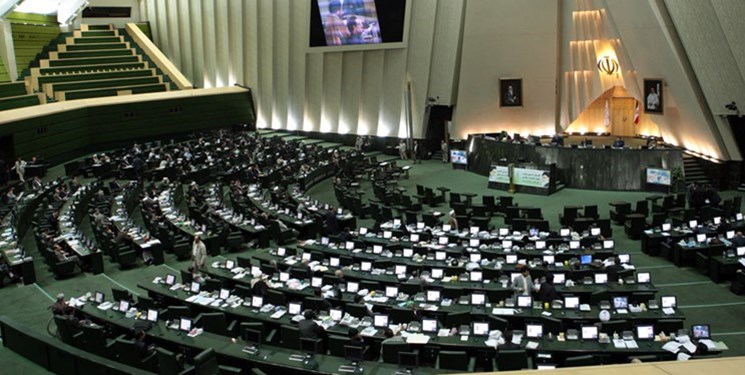 اشکال مجلس به طرح دولت برای تنظیم بازار فولاد/ امضای طلایی، توزیع رانت و کاهش ارزآوری از صادرات اشکال مجلس به طرح دولت برای تنظیم بازار فولاد/ امضای طلایی، توزیع رانت و کاهش ارزآوری از صادرات