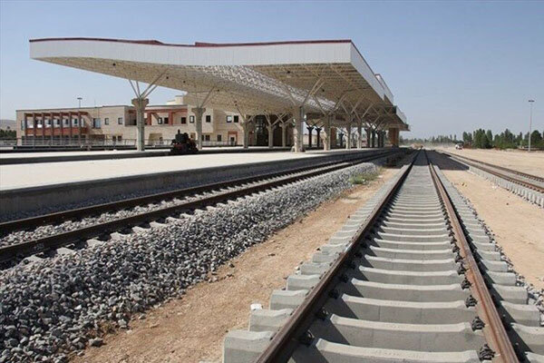 بهره برداری از ایستگاه مرکزی راهآهن سلطانیه بهره برداری از ایستگاه مرکزی راهآهن سلطانیه