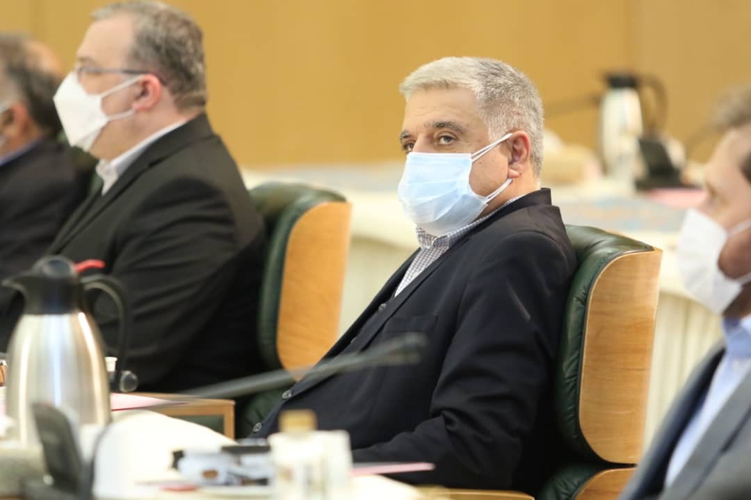 قدردانی از مدیرعامل بانک ملی ایران در حضور معاون اول رئیس جمهور قدردانی از مدیرعامل بانک ملی ایران در حضور معاون اول رئیس جمهور