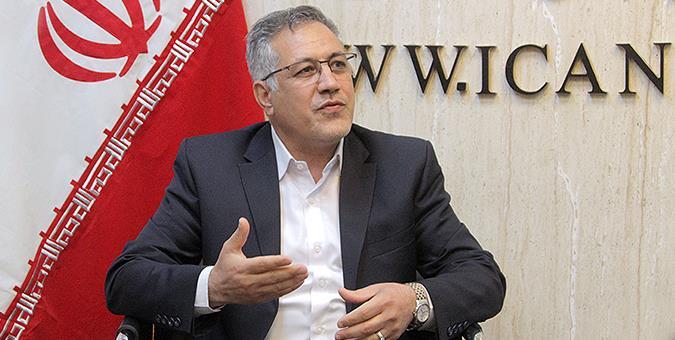 پیگیری برای جبران خسارات سرمازدگی دیماه کشاورزان جیرفت و عنبرآباد/آغاز پروژههای معادن مس در شهربابک با ارزش تقریبی ۱۳ هزار میلیارد تومان/توافق برای وارد شدن خرمای بم به بازار بورس پیگیری برای جبران خسارات سرمازدگی دیماه کشاورزان جیرفت و عنبرآباد/آغاز پروژههای معادن مس در شهربابک با ارزش تقریبی ۱۳ هزار میلیارد تومان/توافق برای وارد شدن خرمای بم به بازار بورس