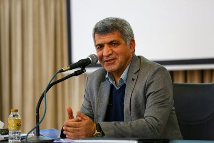 نقشه استراتژی هلدینگ آتیه فولاد نقش جهان وارد فاز عملیاتی می‌شود/ اهداف فولاد مبارکه را دنبال می‌کنیم