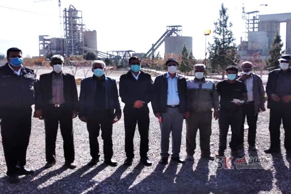 برگزاری کلاس آموزشی «اصول ایمنی حمل و نقل» در شرکت سیمان ماهان کرمان برگزاری کلاس آموزشی «اصول ایمنی حمل و نقل» در شرکت سیمان ماهان کرمان