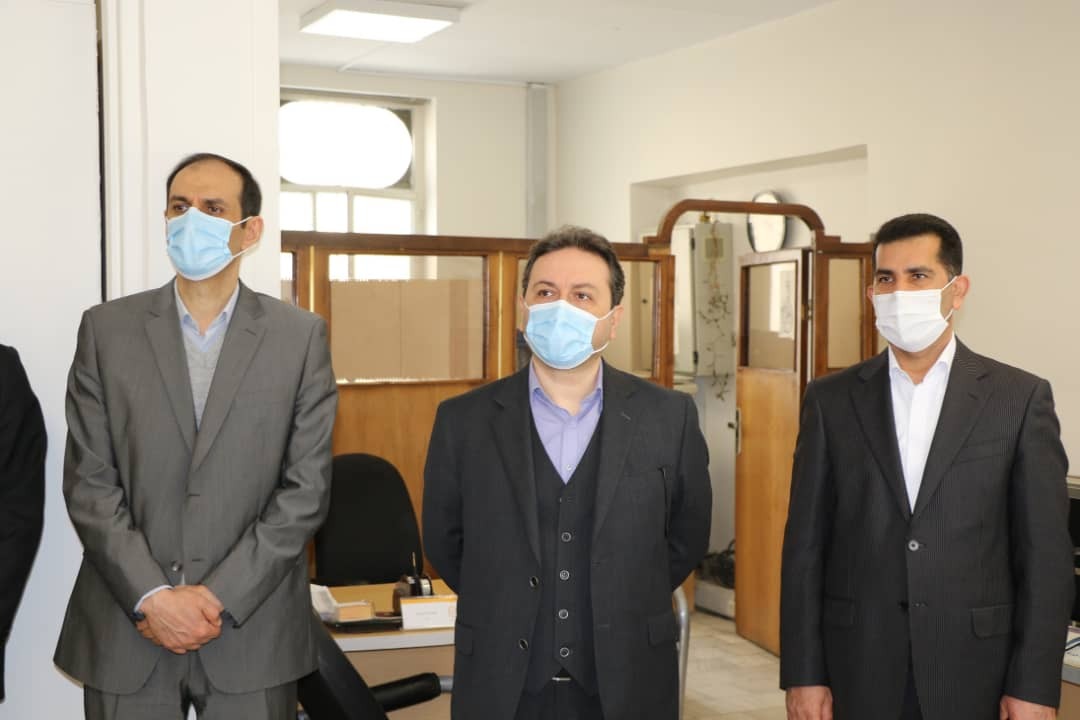 تقدیر اعضای هیات مدیره بانک ملی ایران از تلاشهای کارکنان اداره امور شعب شرق تهران تقدیر اعضای هیات مدیره بانک ملی ایران از تلاشهای کارکنان اداره امور شعب شرق تهران