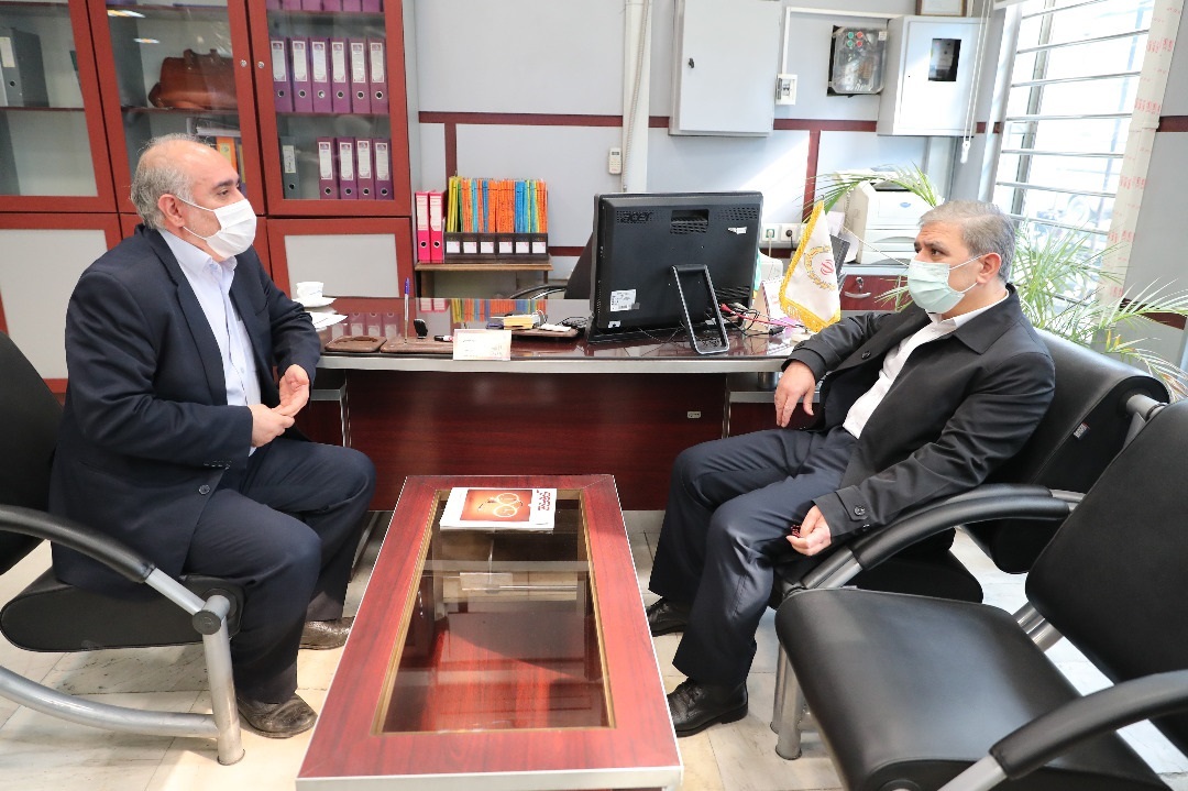بازدید سرزده مدیرعامل بانک ملی ایران از شعب چهارراه کنت و منوچهری تهران بازدید سرزده مدیرعامل بانک ملی ایران از شعب چهارراه کنت و منوچهری تهران