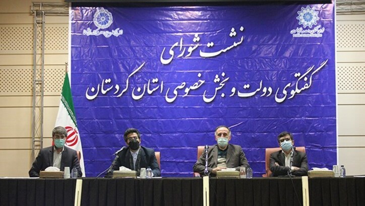 مدیران دولتی و نمایندگان مجلس با شورای گفتگو همکاری کنند