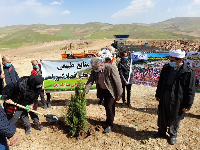 نخستین کارخانه فرآوری آهن آذربایجان&zwnj;غربی از ۶۰ پیشرفت برخوردار است