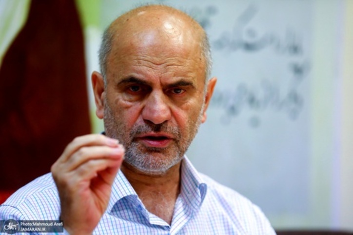 وزارت نفت شرافتمندانه تجربه‌ی میدان نفتی آزادگان با چینی‌ها را شفاف بگوید/ از سرنوشت کامبوج و اکوادور درس بگیریم