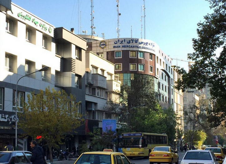 پذیرش یک قطعه زمین ۱۵هزار متری در بورس کالا
