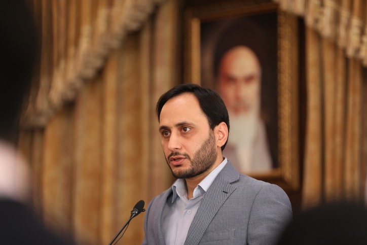 اتصال خط‌ آهن ایران به عراق پس از ۲۰ سال اجرایی می‌شود/ موافقت اعضای دولت با تشکیل کارگروه ویژه اقتصاد دیجیتال
