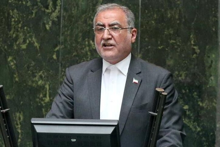 منابع حاصل از حذف ارز ترجیحی باید در اختیار مردم قرار گیرد