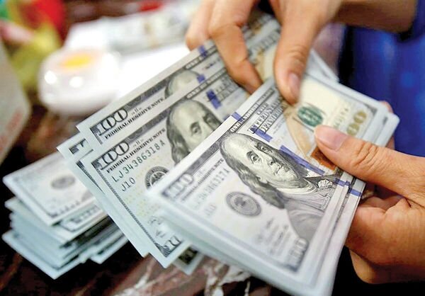 تغییر معادلات در بازار ارز/ آزادسازی پولهای بلوکه شده نزدیک است؟ تغییر معادلات در بازار ارز/ آزادسازی پولهای بلوکه شده نزدیک است؟