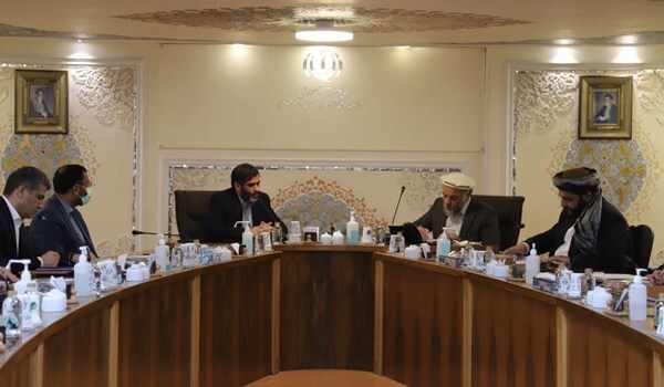 دیدار هیات طالبان با وزیر صنعت و فعالان اقتصادی ایران دیدار هیات طالبان با وزیر صنعت و فعالان اقتصادی ایران