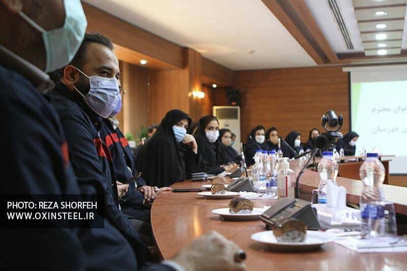 مراسم بزرگداشت روز زن در شرکت فولاد اکسین خوزستان برگزار شد مراسم بزرگداشت روز زن در شرکت فولاد اکسین خوزستان برگزار شد