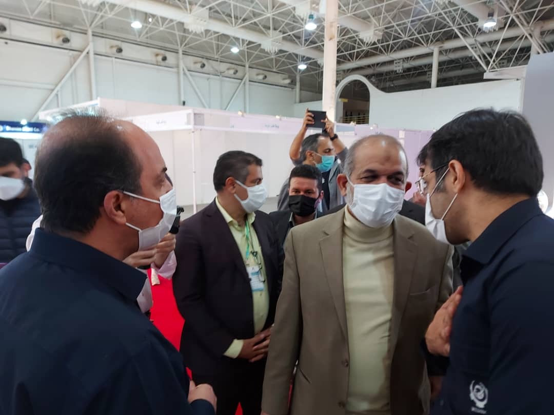 بازدید وزیر کشور از غرفه میدکو در نوزدهیمن نمایشگاه بینالمللی محیط زیست بازدید وزیر کشور از غرفه میدکو در نوزدهیمن نمایشگاه بینالمللی محیط زیست