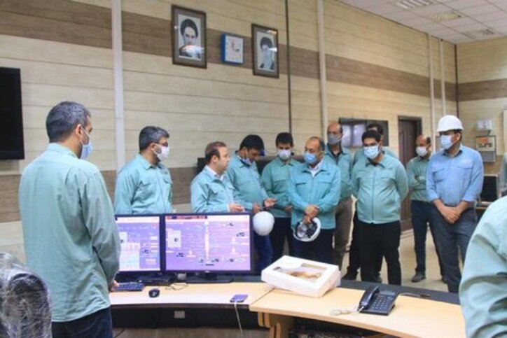 بازدید مدیرعامل فولاد هرمزگان از واحد احیا مستقیم