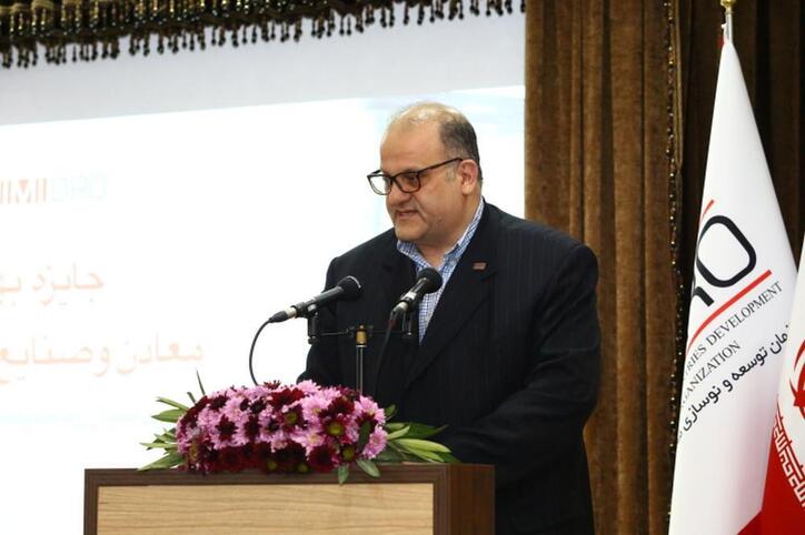 برنامه ایمیدرو برای ارتقای بهره وری زنجیره معدن در ۲ بخش ساختاری و کارکردی/ آموزش و مشاوره رایگان به شرکت‌ها در حوزه بهره وری