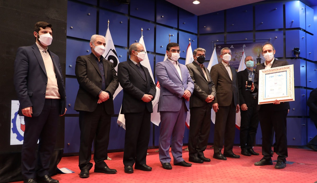 میدکو موفق به دریافت تندیس سیمین تعالی سازمانی شد میدکو موفق به دریافت تندیس سیمین تعالی سازمانی شد