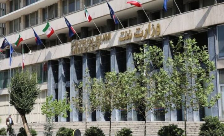 نمایندگان مجلس خواستار شفافیت در برنامه‌های توسعه‌ای وزارت نفت شدند