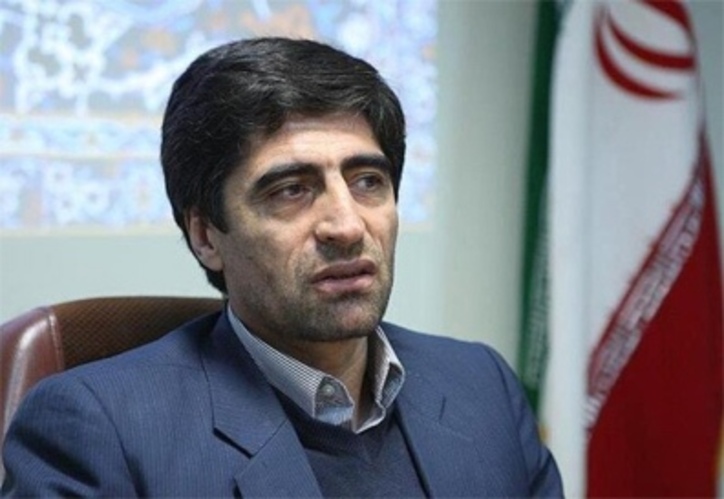 اخذ مالیات بر نقل و انتقال خودرو با وجود قیمت‌های غیرواقعی موجب نارضایتی مردم است