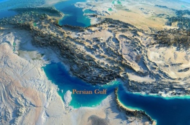 به بهانه روز ملی خلیج فارس؛ حال ناخوش خلیج‌فارس؛ از لکه‌های نفتی تا جاروشدن کف آب‌ها با کشتی‌های صیادی غول پیکر