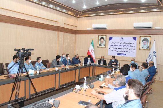 مدیرعامل جدید شرکت صنایع سیمان دشتستان معرفی شد مدیرعامل جدید شرکت صنایع سیمان دشتستان معرفی شد