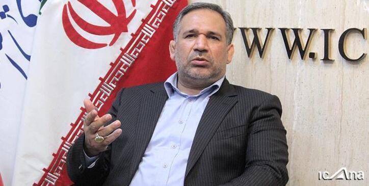 تمام مشکلات بازار ارز ناشی از تحریم‌ها نیست/ نظام ارزی پرخطا و فاسد است