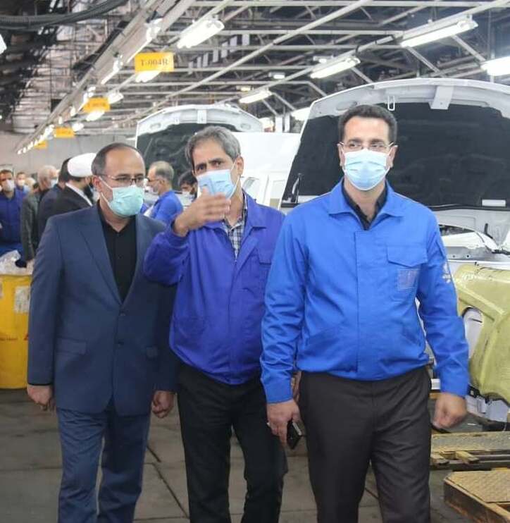 مجلس، پشتیبان صنعتگران در جنگ اقتصادی است/ توسعه محصولات جدید با اتکا به دانش ایرانی و تلاش برای جلب رضایت‌مندی مشتریان