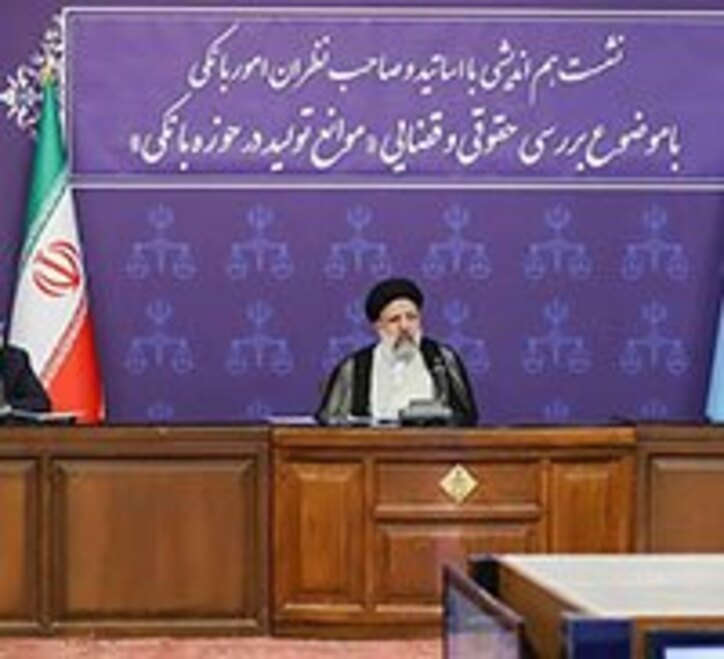 حسین زاده در حضور آیت الله رئیسی: واحد تولیدی فعال را تملیک نمی‌کنیم