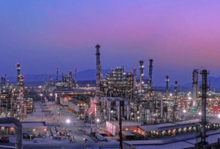 شکست پالایشی‌ها با طعم اقتصاد غیرشفاف دولتی!