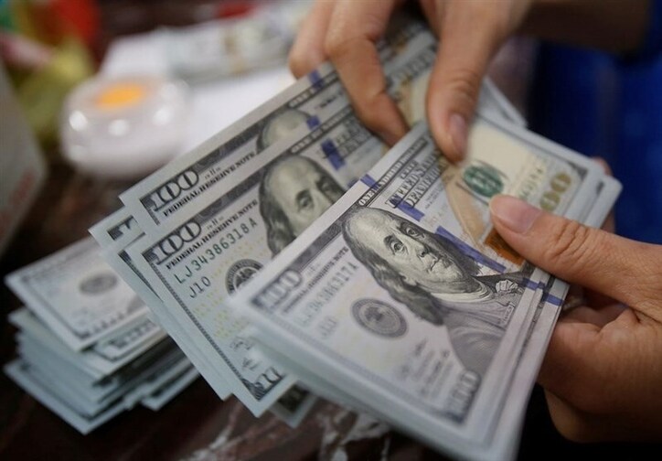مسافران در فرودگاه باید ارز همراه خود را به سامانه گمرک اعلام کنند