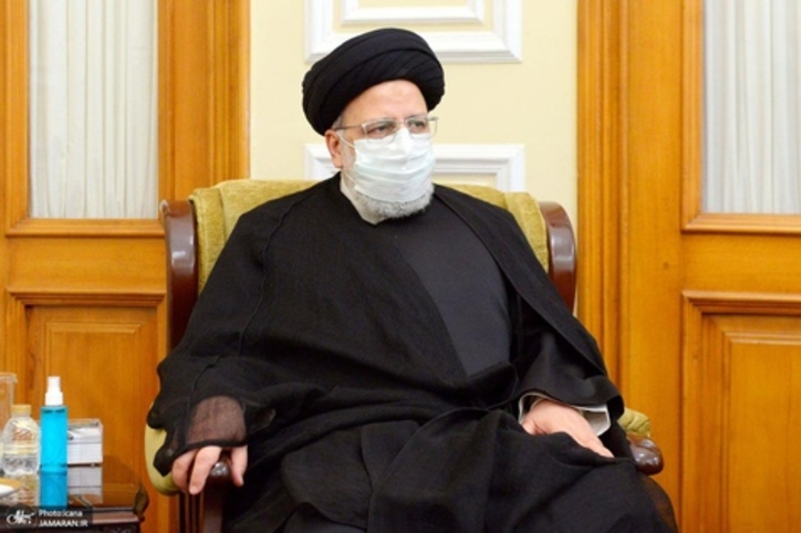 جدول زمانی رییسی برای عمل به وعده‌های اقتصادی دولت خود منتشر شد/ از آذرماه امسال وام معیشتی ماهانه به ۵ دهک پرداخت می‌شود؟