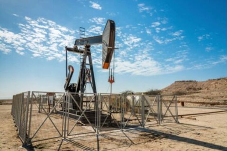 دلیل کاهش قیمت نفت در بازار جهانی چیست؟