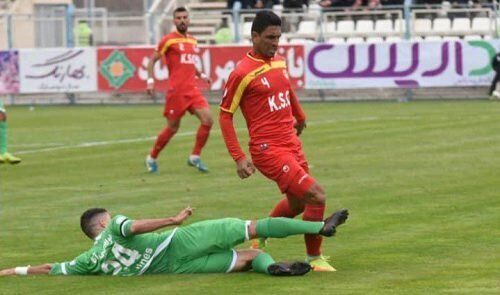 طلایی پوشان اصفهانی منتظر لغزش پرسپولیس