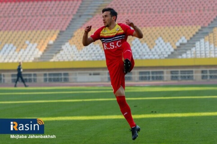 ستاره فولادخوزستان در راه نصف جهان