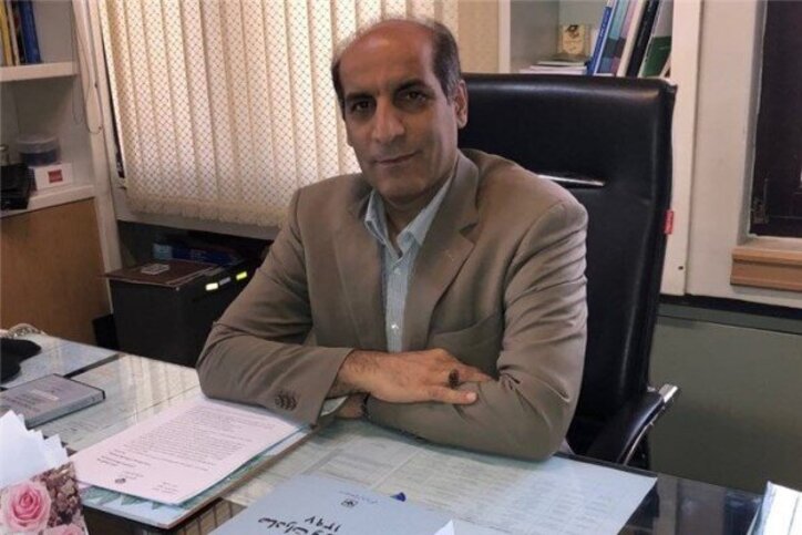 فولادسازان کف عرضه در بورس را رعایت نمی‌کنند/ تولیدکنندگان محصولات خود را در بازار آزاد می‌فروشند