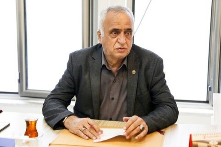 قرارداد فرعباسی با ذوب آهن غیرقانونی است